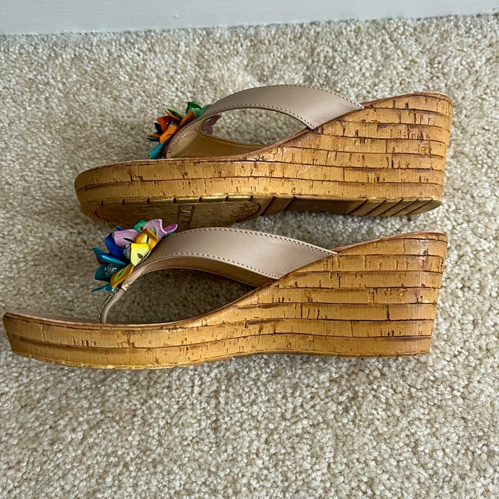 Italian Shoe Makers Wedge Sandal - Picture 4 of 4
